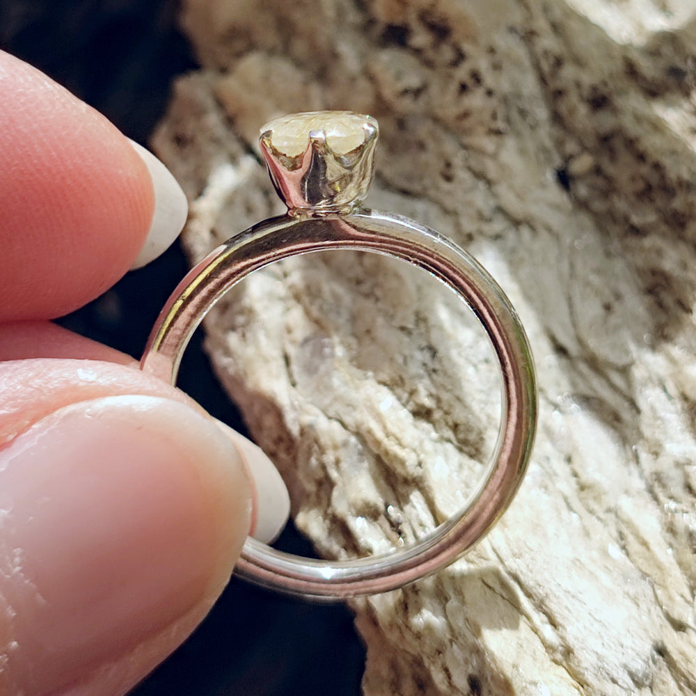 Ring mit Stein aus 925er Silber – CINDY
