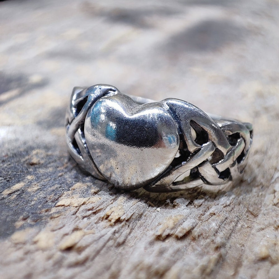 Keltischer Ring mit Herz aus 925er Silber - AENGUS