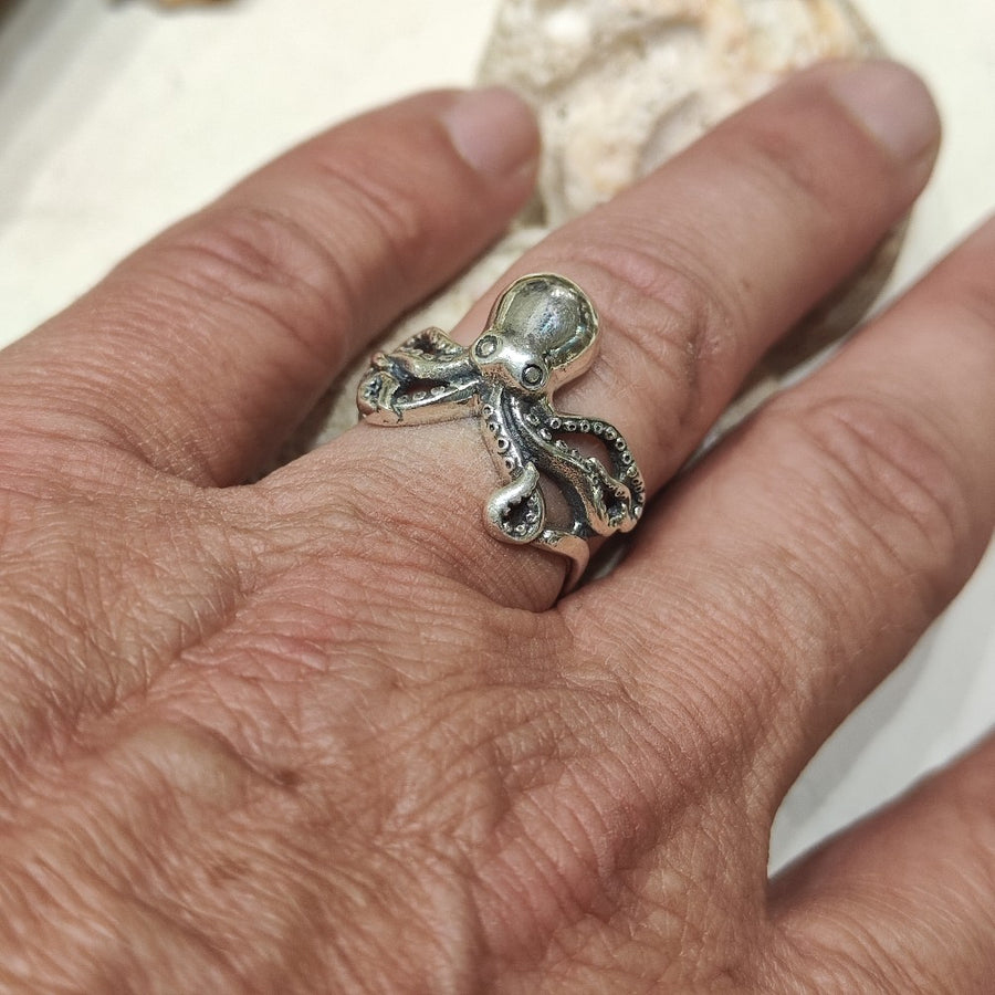 Ring mit handgefertigtem Oktopus aus 925er Silber - OCTO