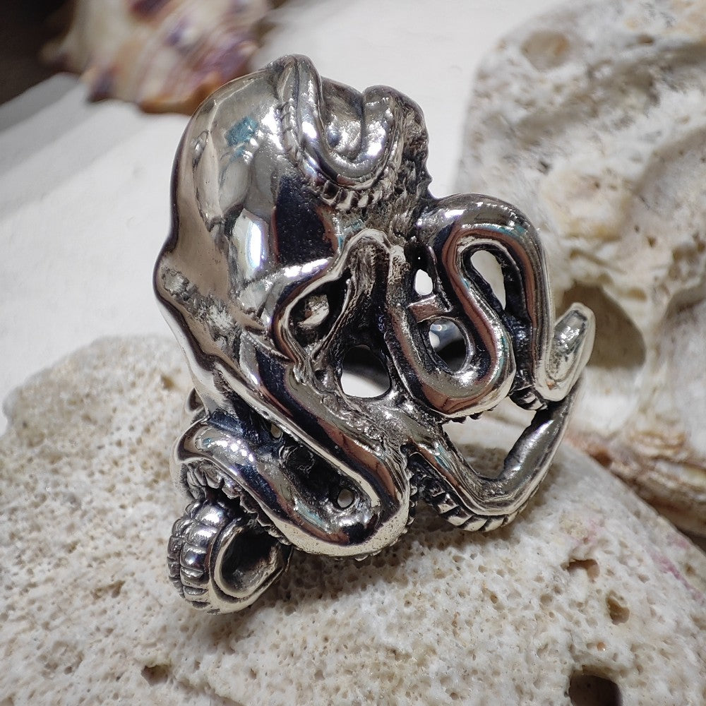 Handgefertigter Oktopus-Ring aus 925er Silber – TINT