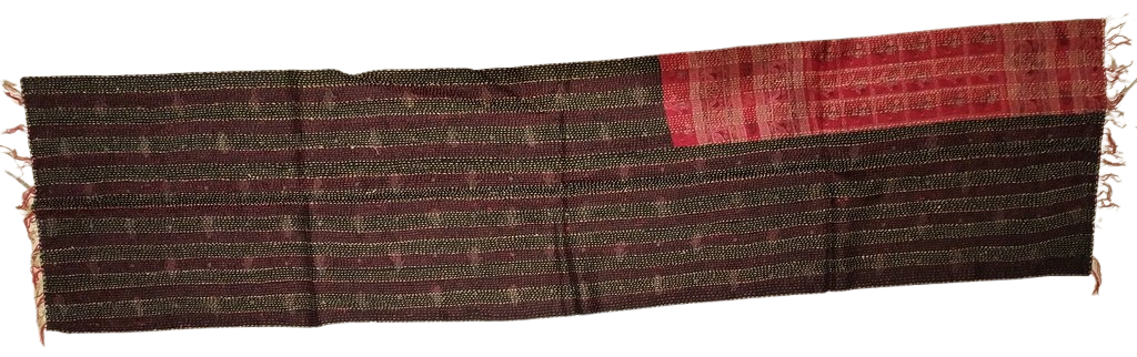 KANTHA Schal mit Vintage Seidenmischgewebe rot - schwarze Handstickerei
