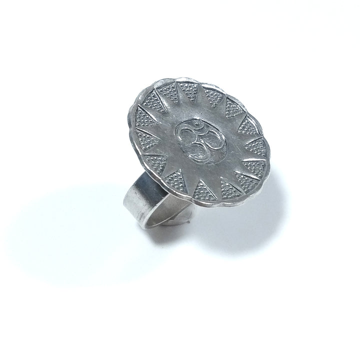 Ethnischer Ring aus 925er Silber OM - NAJARAT