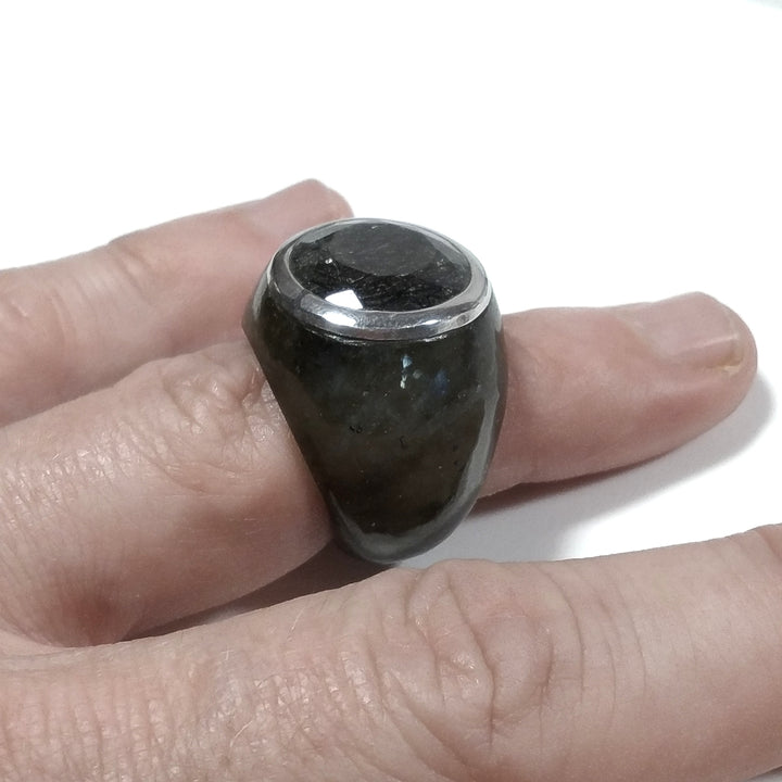 Ring mit Stein in Antiksilber mit Labradorit Rutilquarz