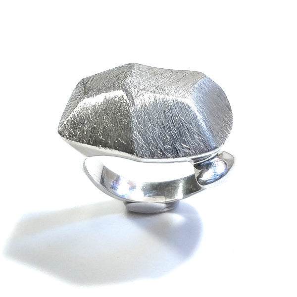 GLEICHBEREITIGER RING aus 925er Silber, handgefertigter RING | Zeitgenössische SCHMUCKSTÜCKE