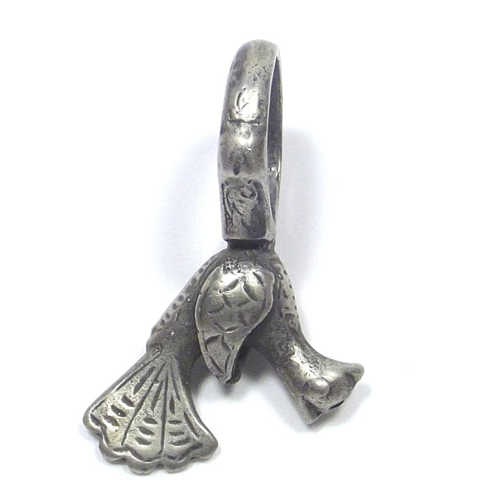 Anello sigillo etnico in argento antico pavone - BASTI