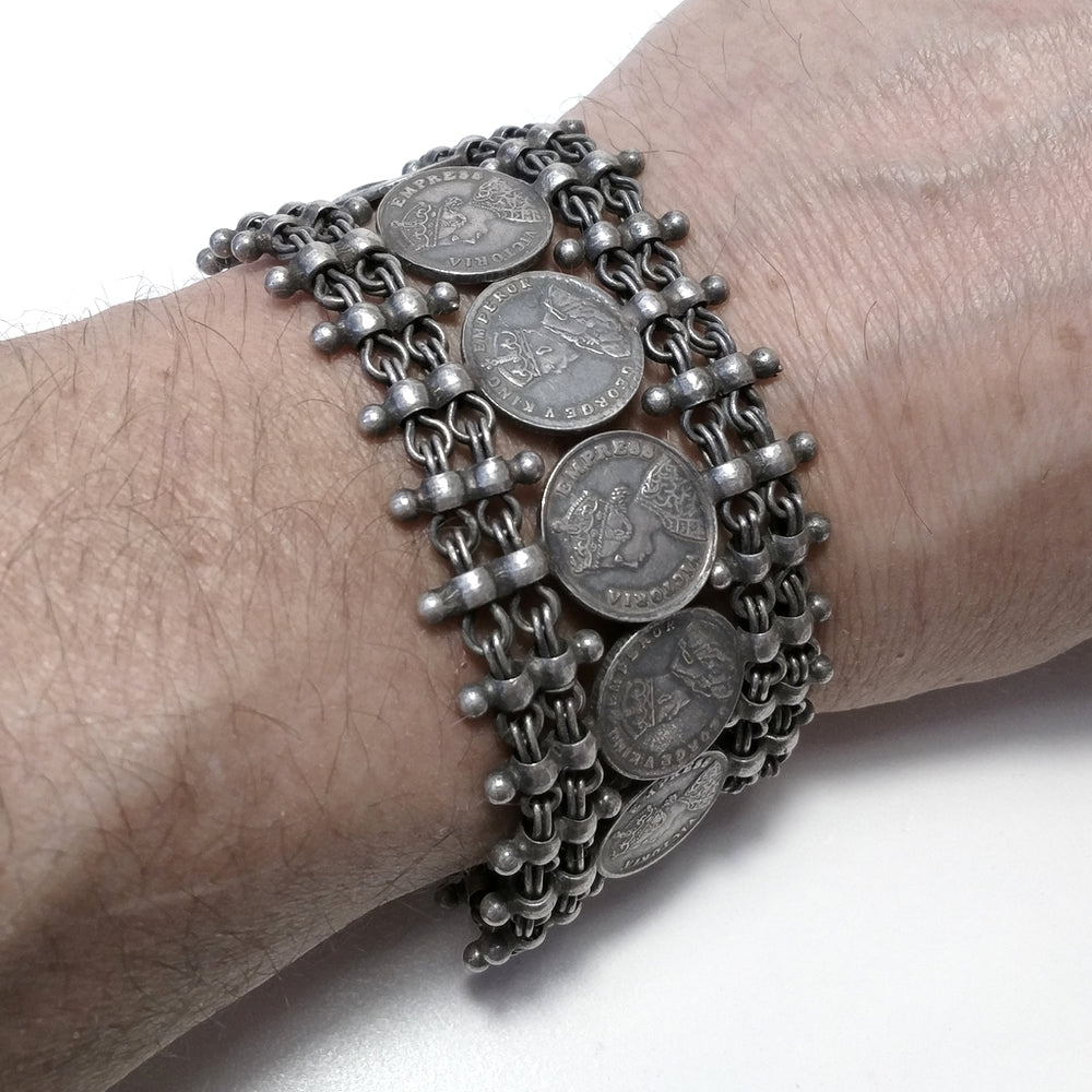 Armband aus 925er Silber mit Münzen