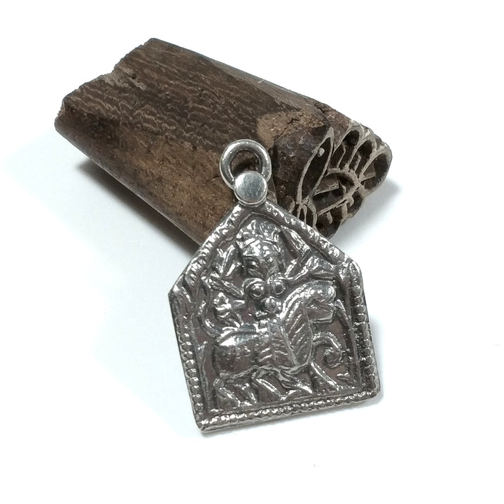 Ciondolo ETNICO in argento 925 con GANESH | GIOIELLI ETNICI