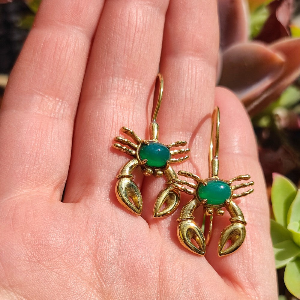 JAYANI orecchini scorpione in ottone con pietra agata verde