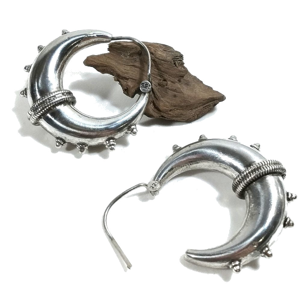 Cerchi in argento con punta e filigrana - bombati