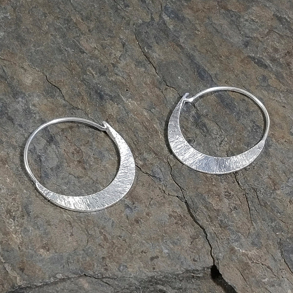 ORECCHINI CORNBREAD cerchio da lobo argento | Orecchini artigianali